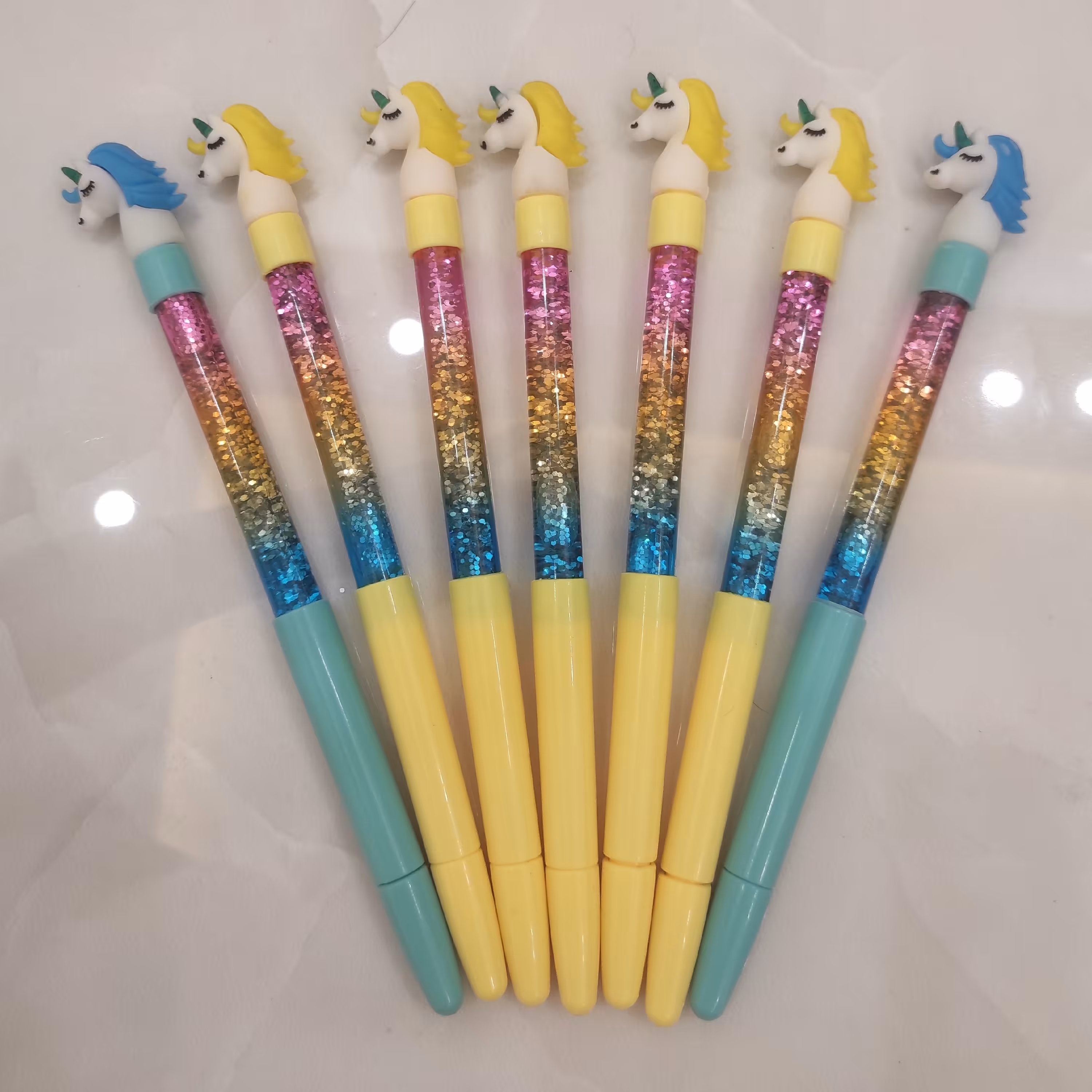 روان نویس آکواریومی یونیکورنی 