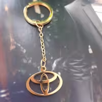 جاسوییچی طلایی استیل طر ح تویوتا