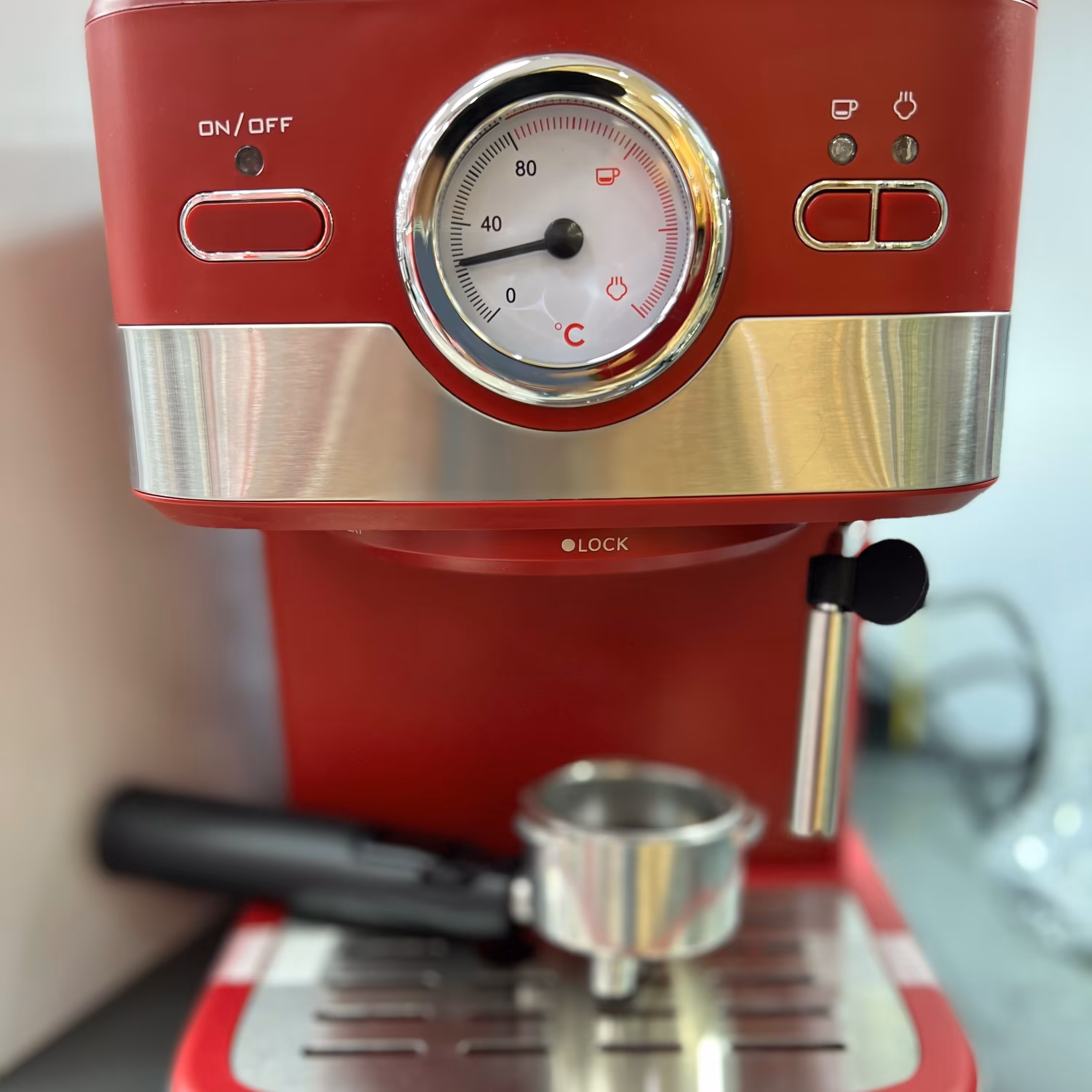 اسپرسو ساز مباشی مدل 2031 ECM در سه رنگ 