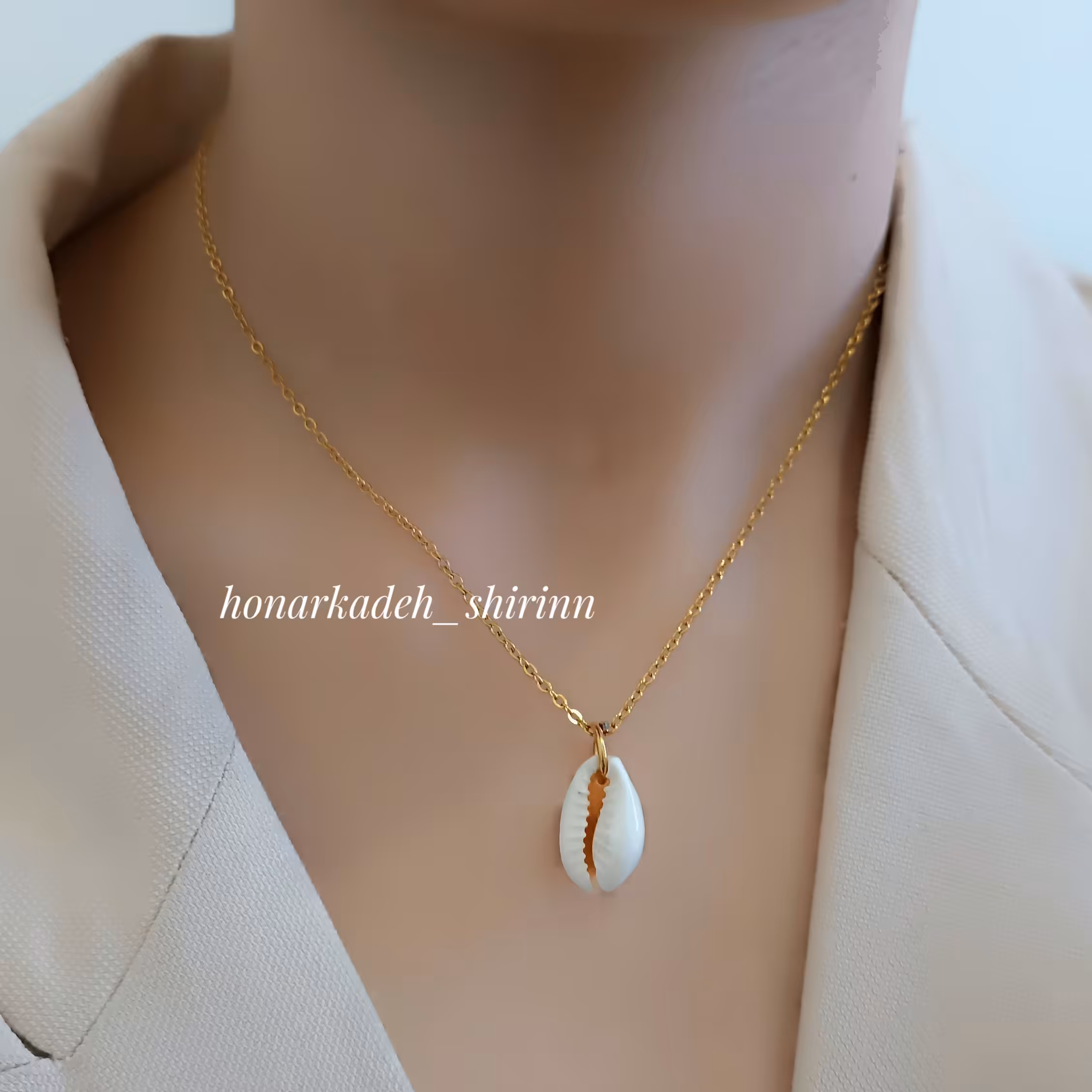 گردنبند استیل با صدف طبیعی