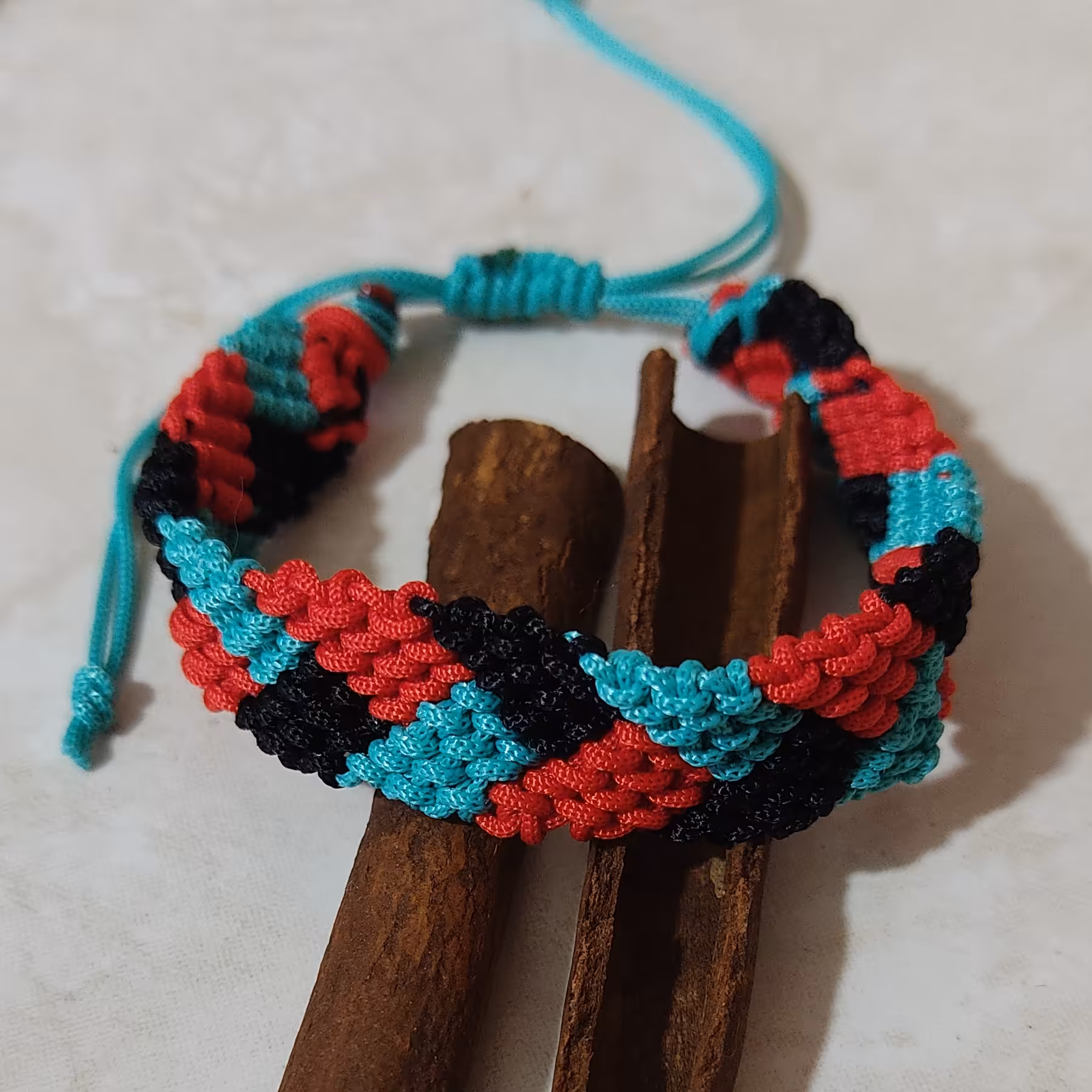 دستبند دوستی طرح 2