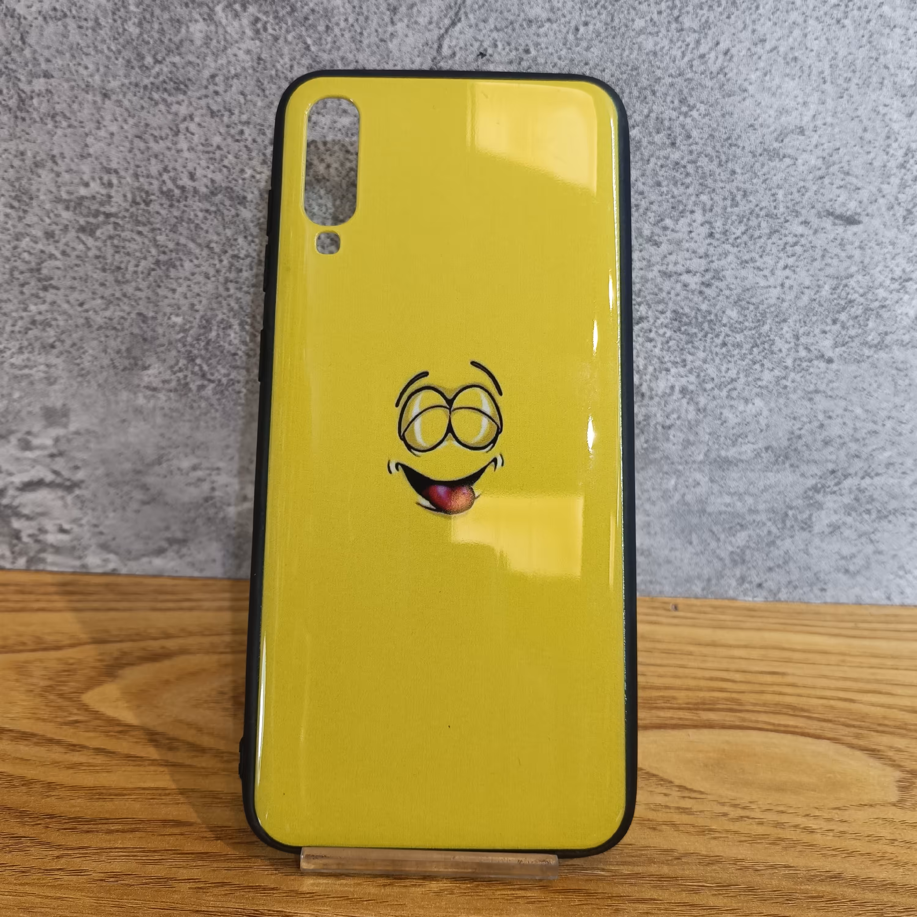 قاب گوشی A70 و A70s0 مدل طرح دار زرد samsung A70 A70s