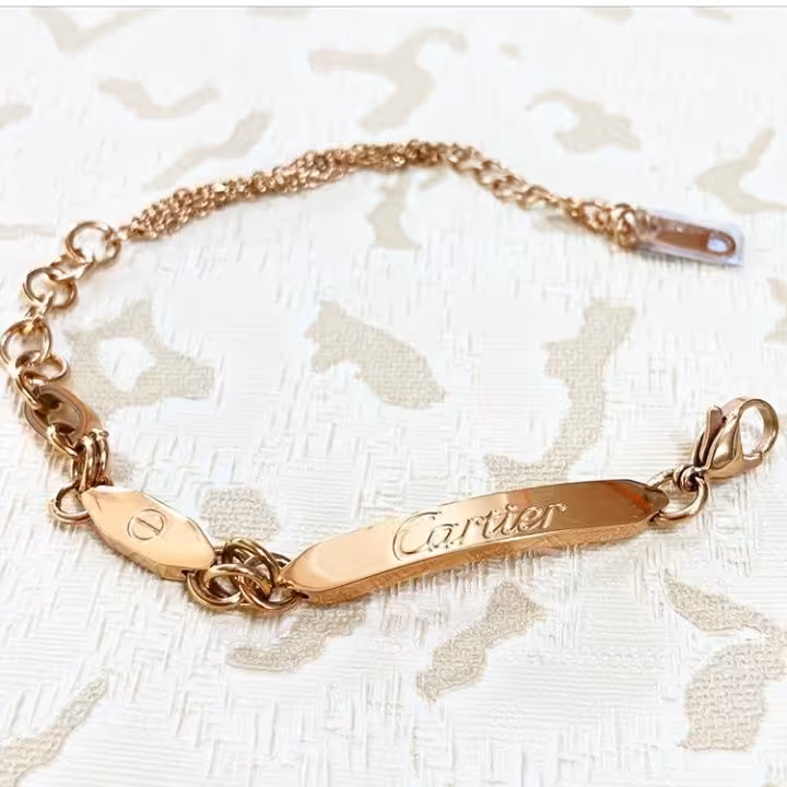 دستبند اسپرت کارتیر