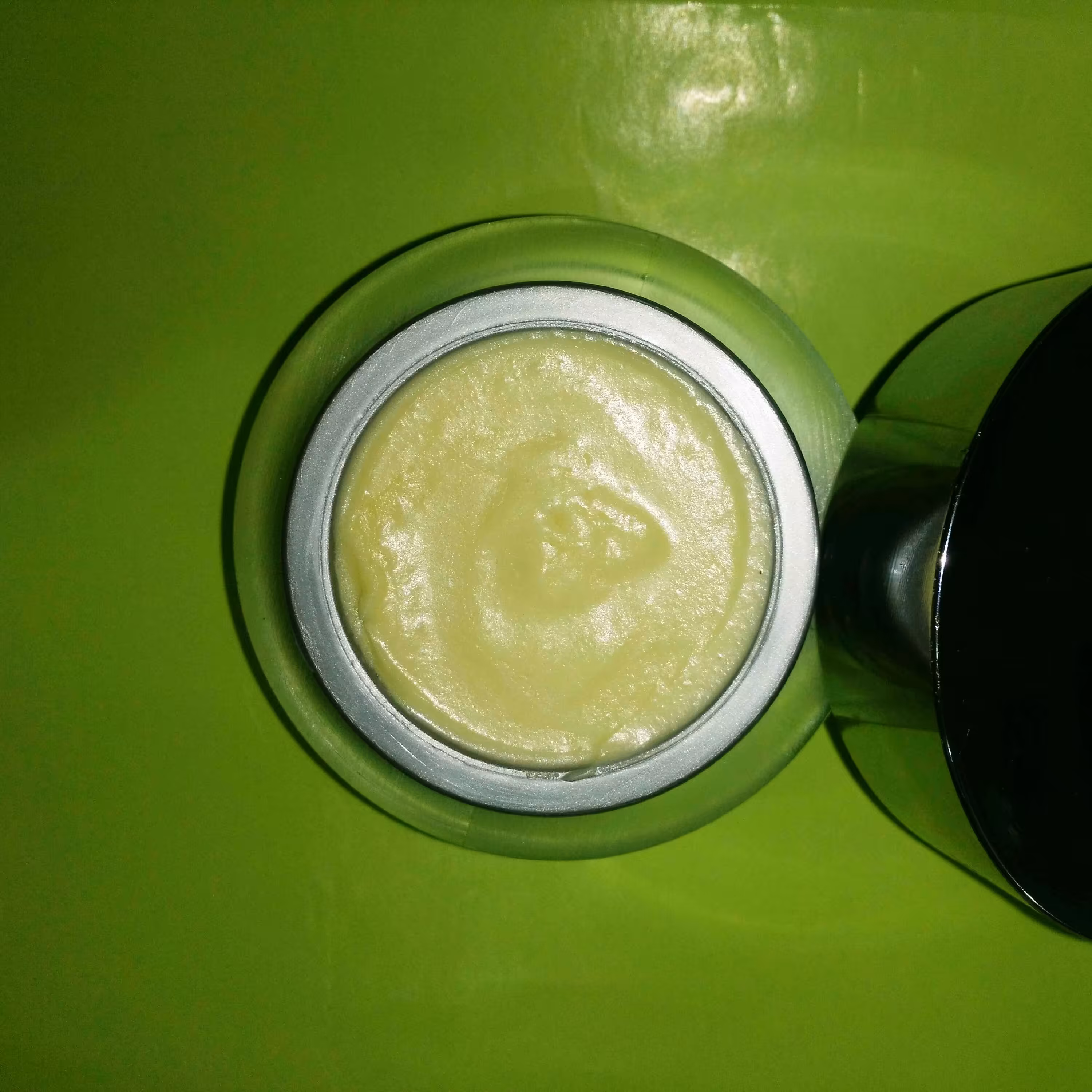 کرم نقره دستساز