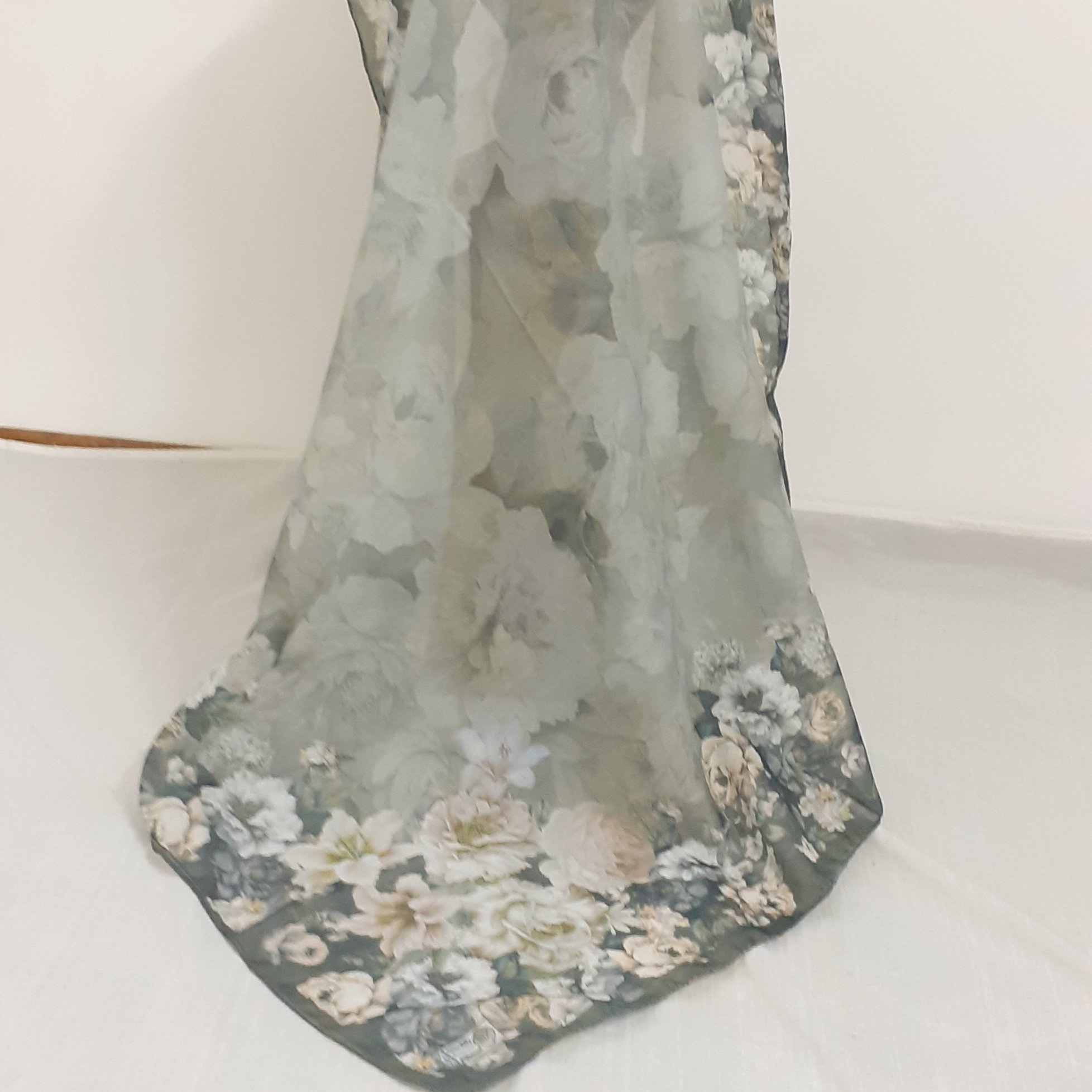 روسری نخی گلستان _ قواره 100