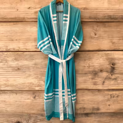 حوله تن پوش سایز لارج قد از سر شانه تا پایین 125 سانت