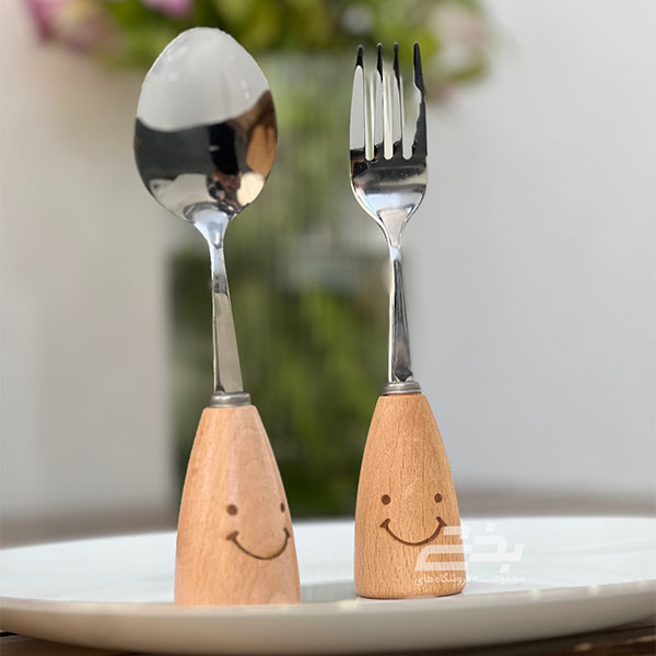 چنگال دسته چوبی طرح لبخند