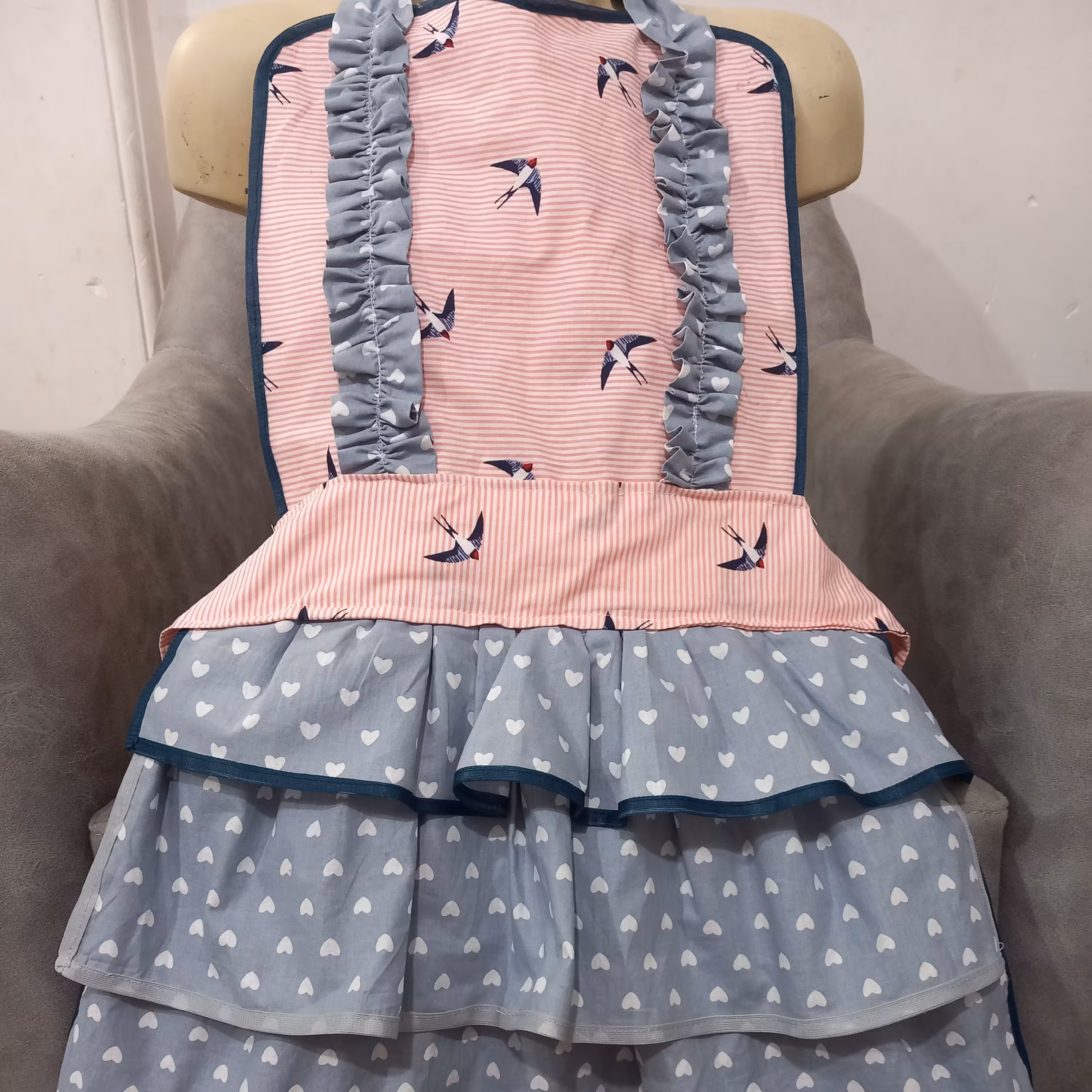 پیشبند فانتزی سه دامنه 