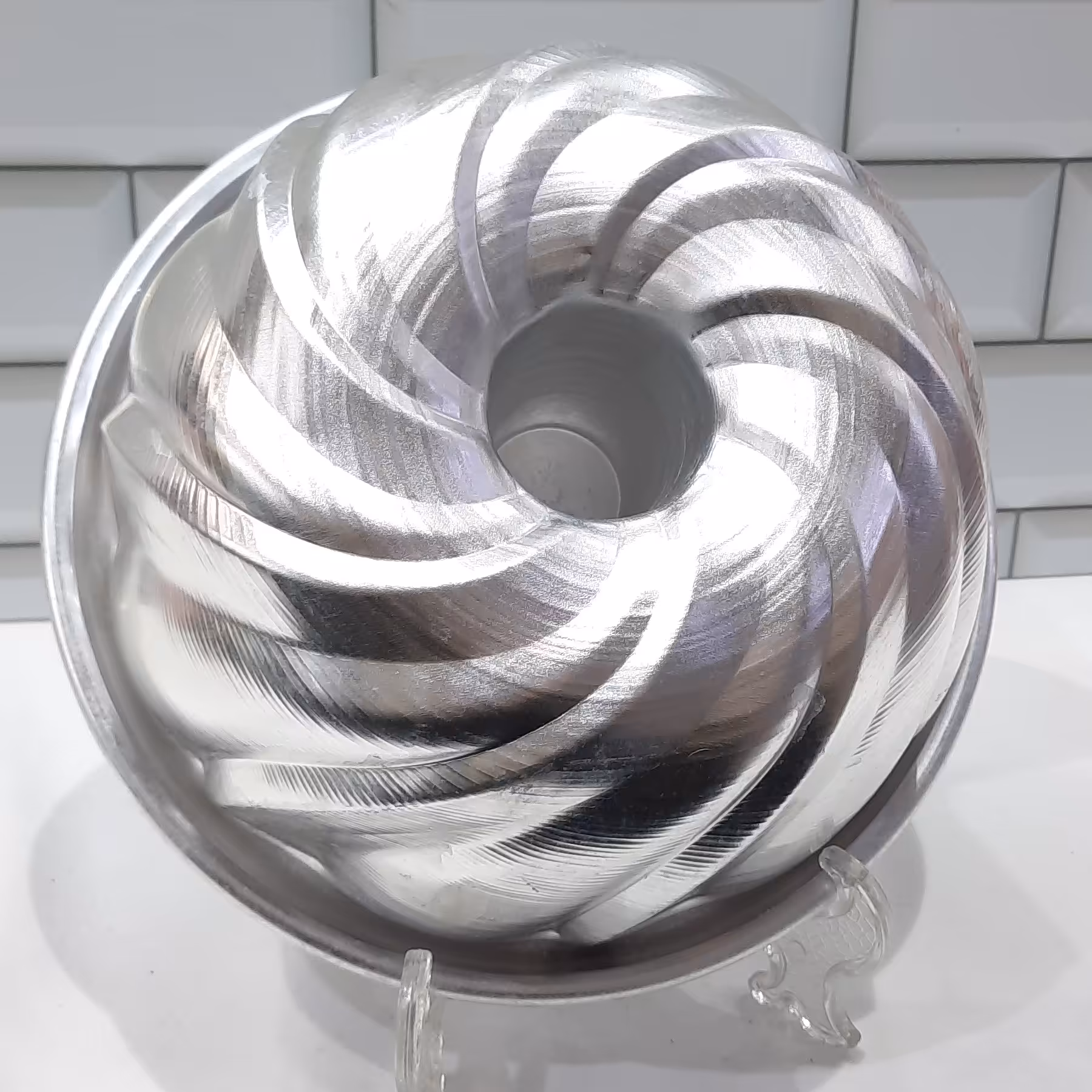 قالب آلومینیومی طرح پیچ قطر 20 سانت ارتفاع 9 سانت (مخصوص کیک و دسر) 