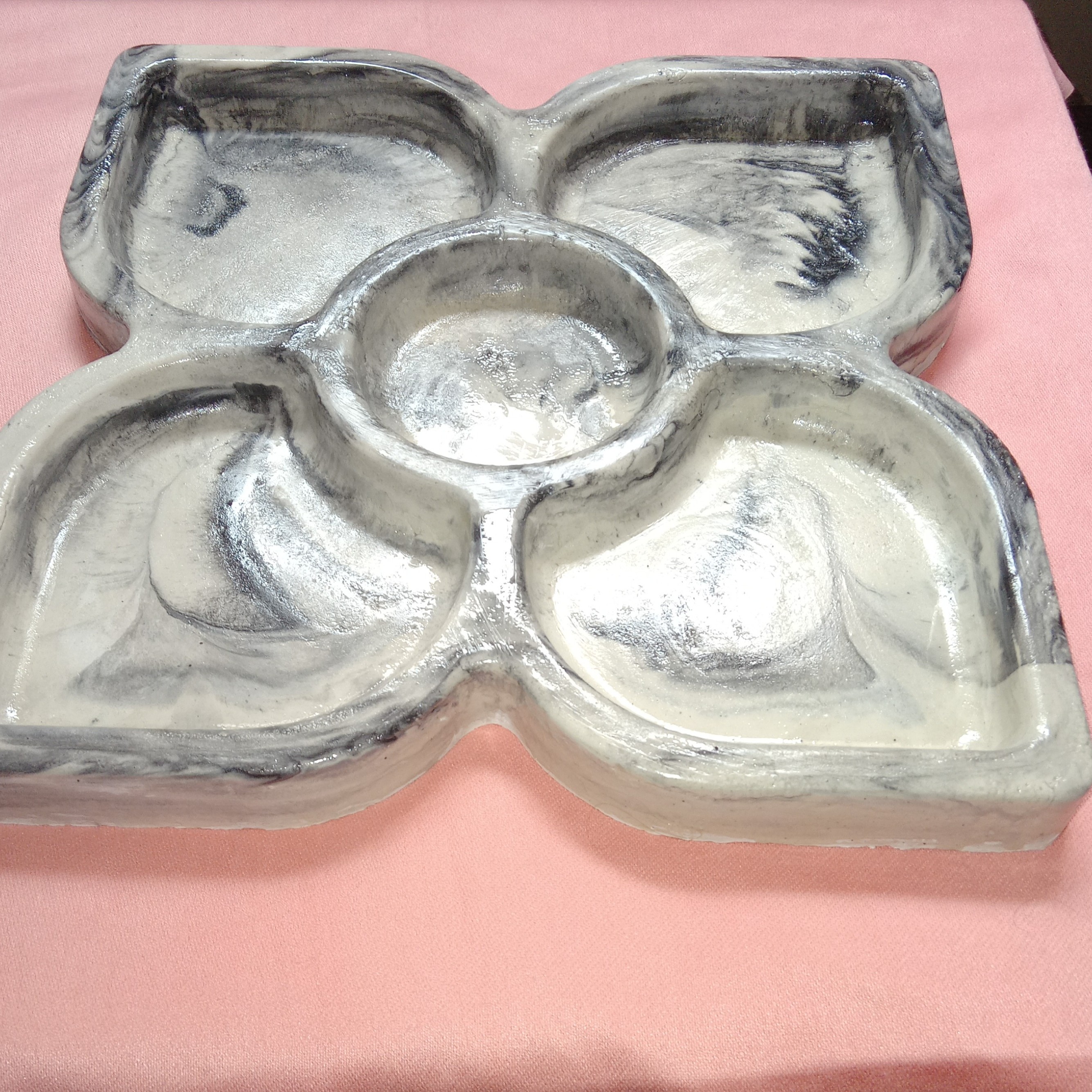 اردوخوری طرح گلبرگ لوزی سنگ مصنوعی
