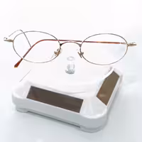 عینک طبی ظریف ارزان مناسب صورت های کوچک و جهت ساخت عدسی با نمره بالا