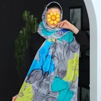 شال نخی اسپان منگوله دار در چند طرح متنوع برند کندیس

