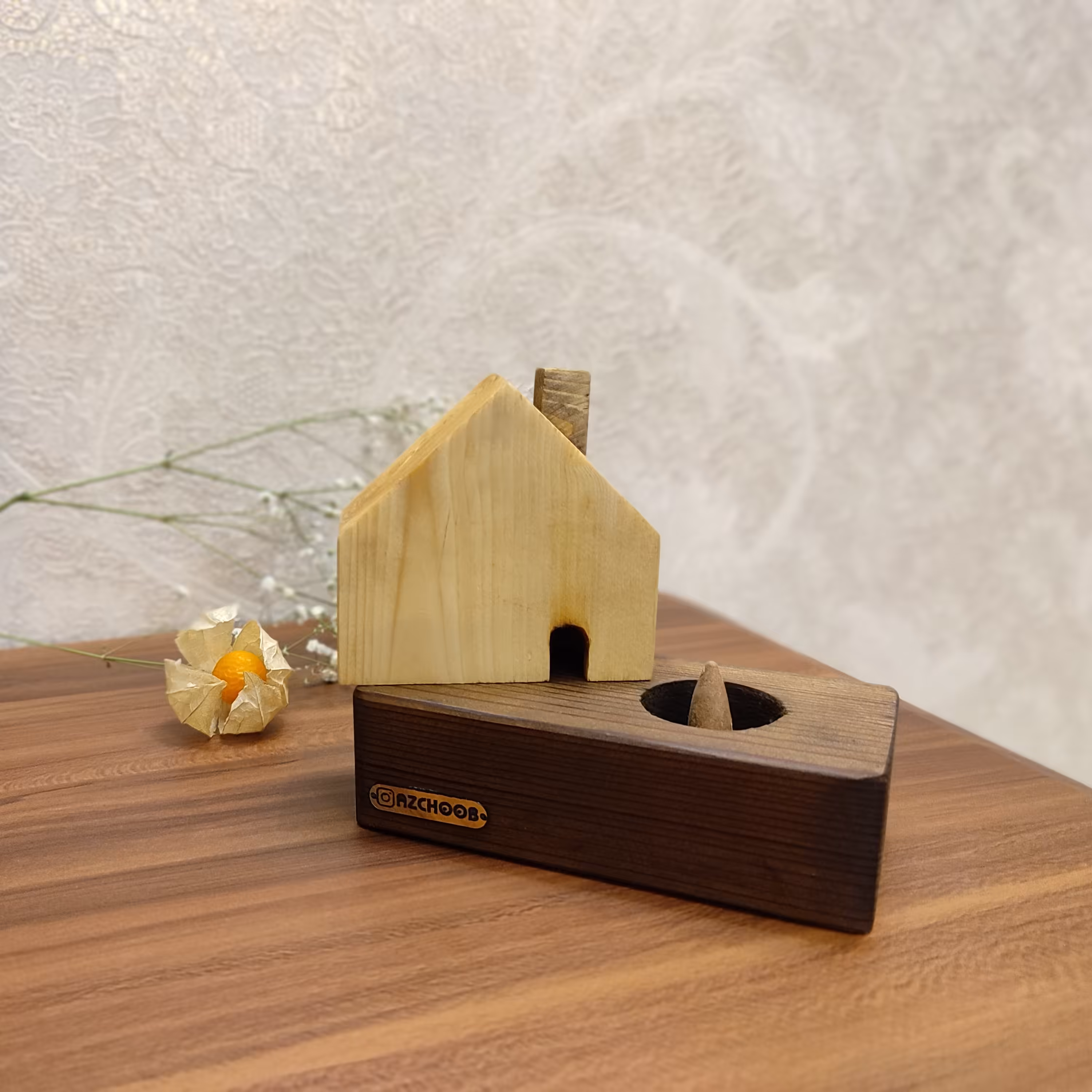 عودسوز طرح کلبه برای عودهای مخروطی