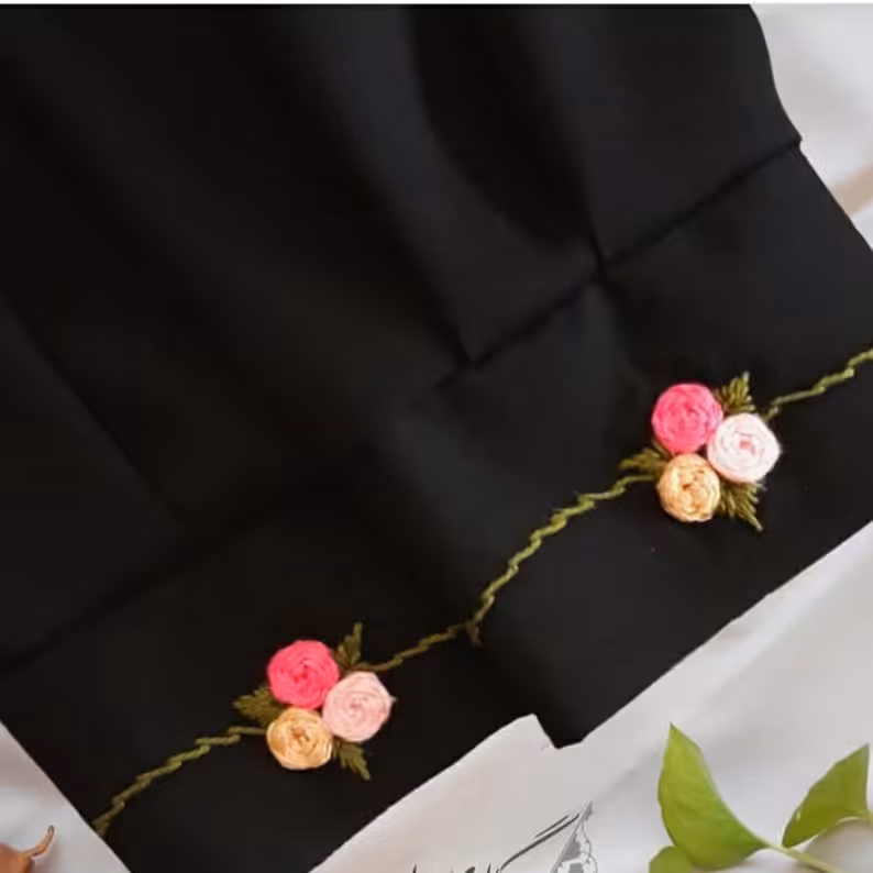 آستینک گلدوزی مچدار.