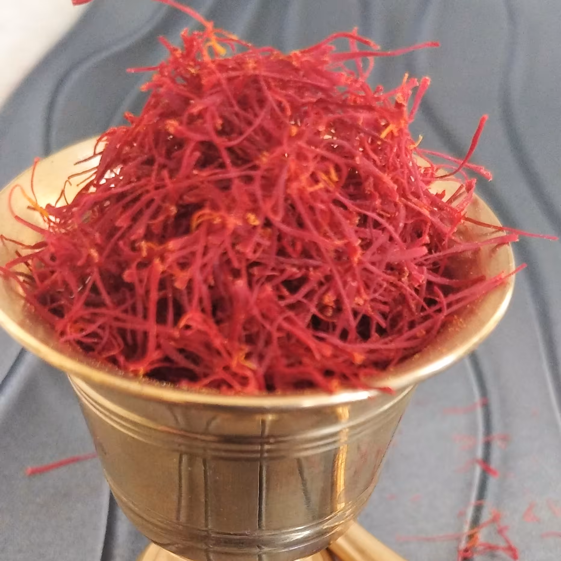 زعفران سرگل یک مثقالی درجه یک از مزارع خراسان جنوبی