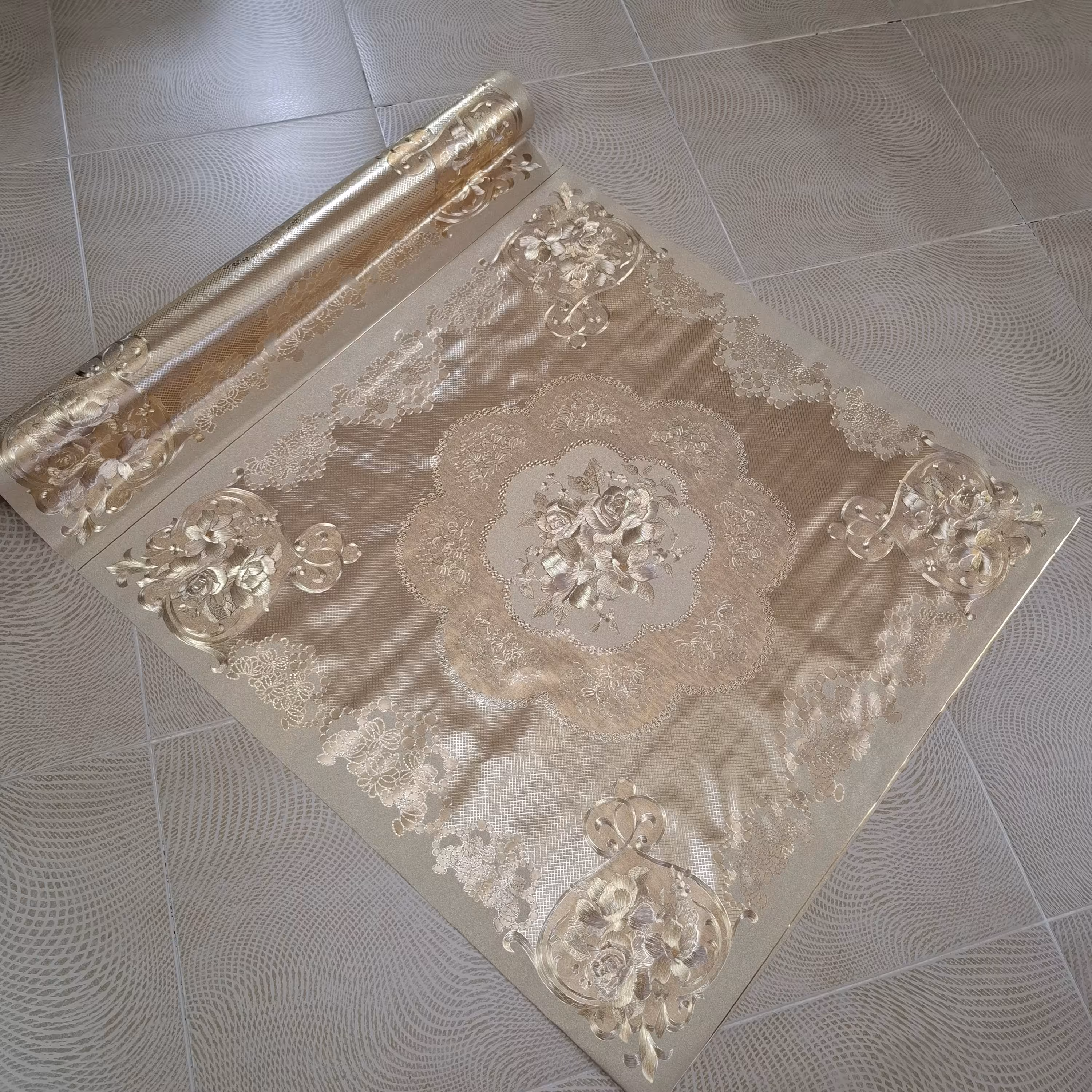 سفره  خارجی نسوز طلایی رنگ  مدل قالبی  