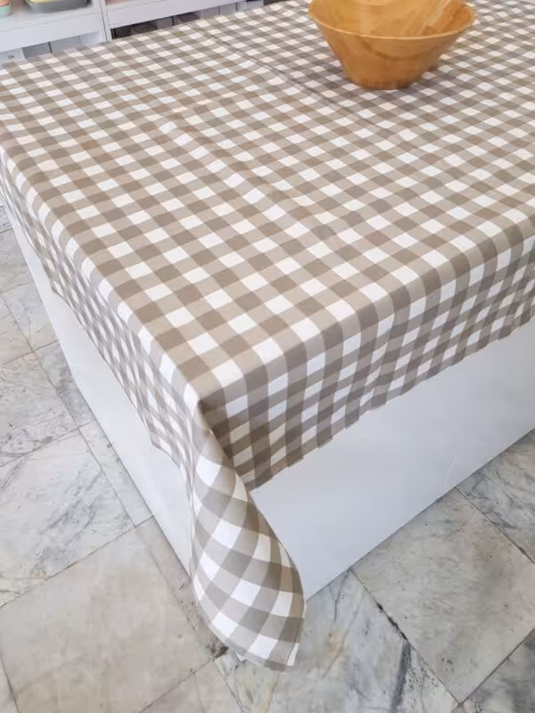 رومیزی داک چهارخانه نسکافه ای تیره کد 3