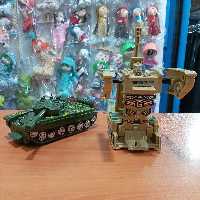 اسباب بازی تانک تبدیل شونده مدل جنگی