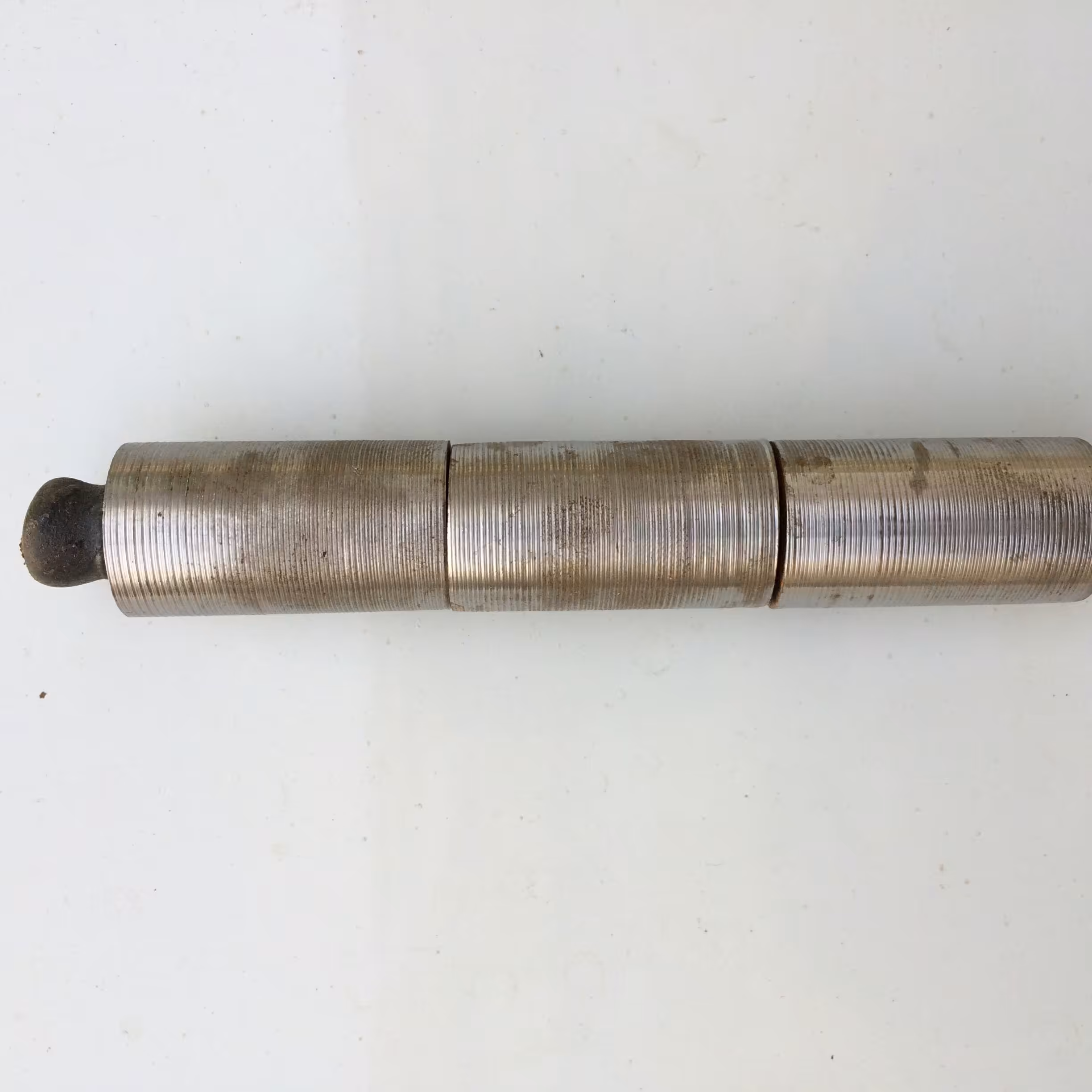 دو عدد لولا جوشی سه پارچه سایز 20 دارای طول 12 سانتیمتر و قطر 20 میلیمتر