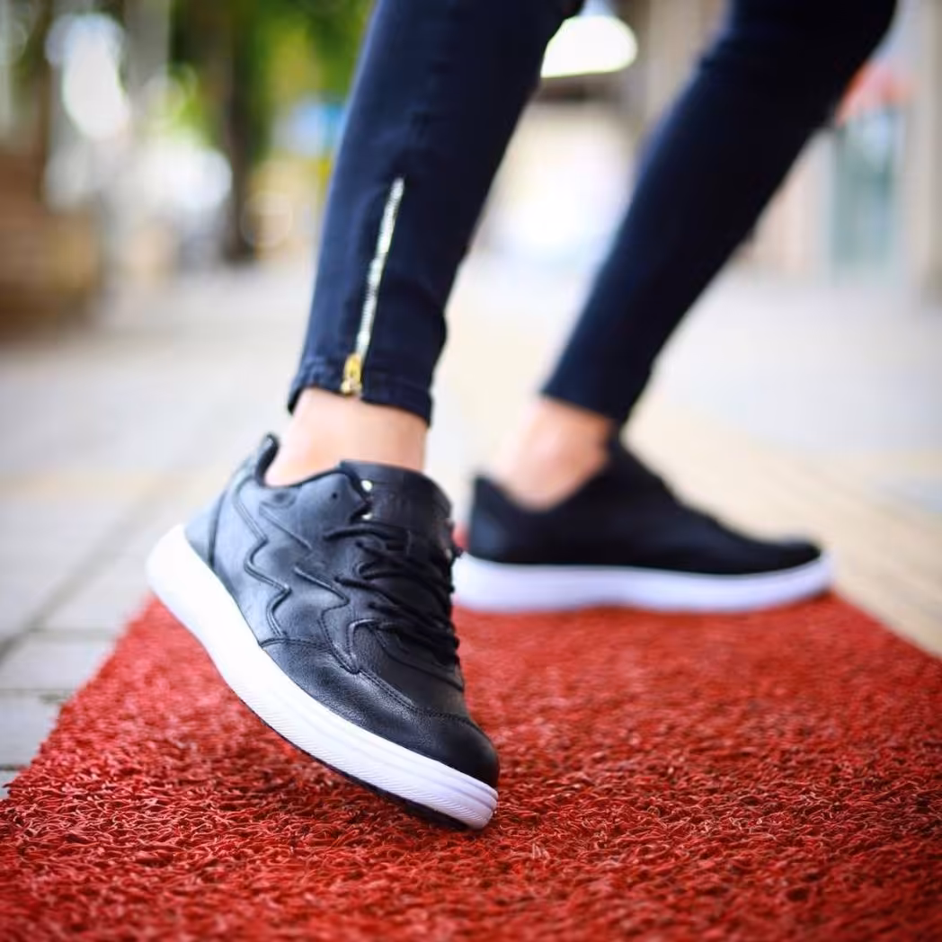 کفش  اسکیچرز(فروش ویژه)