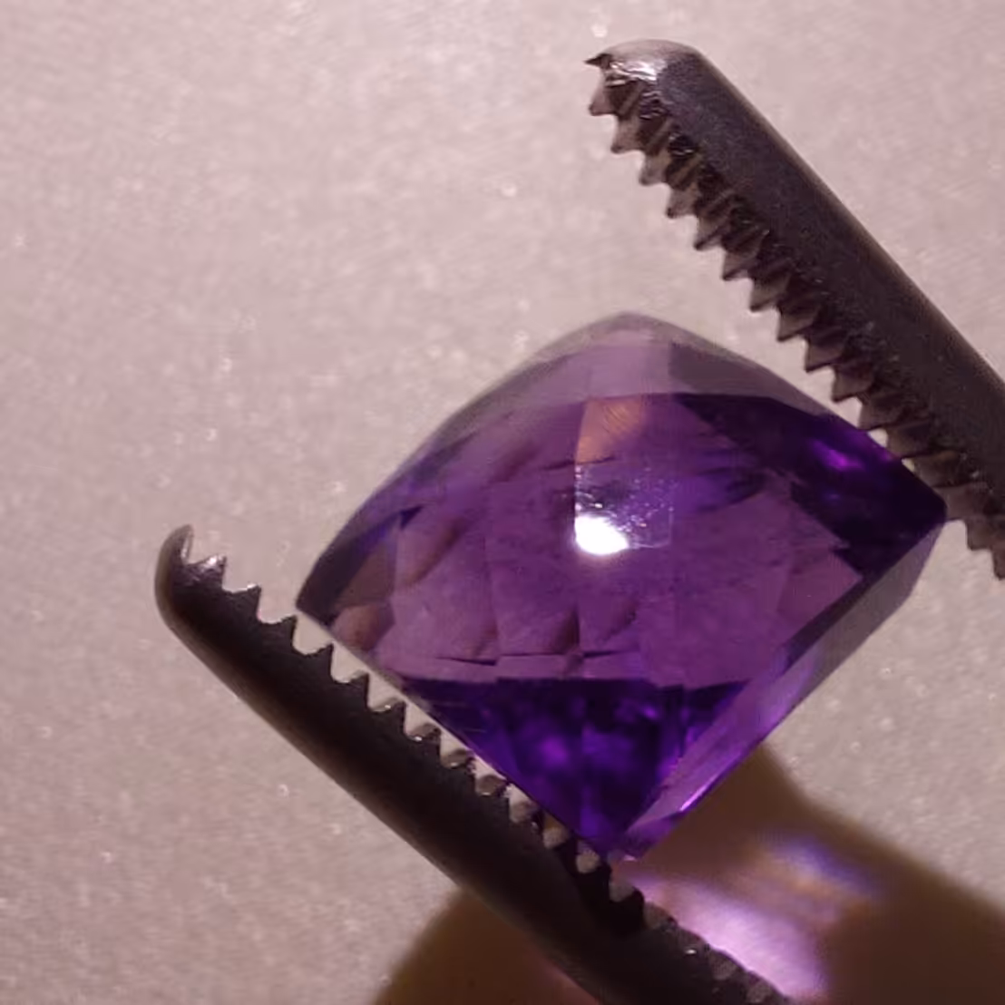 نگین جواهری آمیتیست معدنی اصل برزیل بالاترین کیفیت 