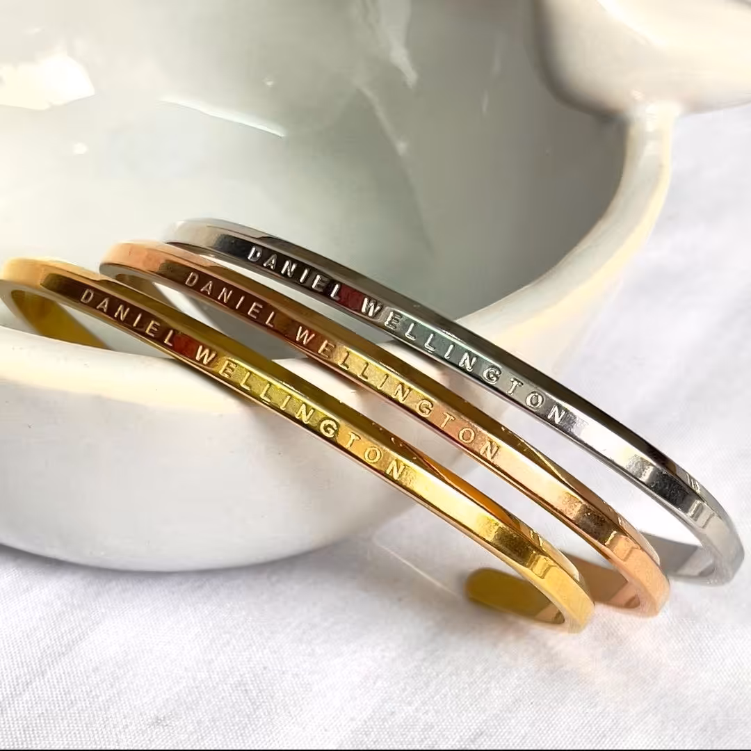 بنگل دنیل ولینگتونdaniel wellington 