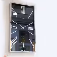 ساعت دیواری