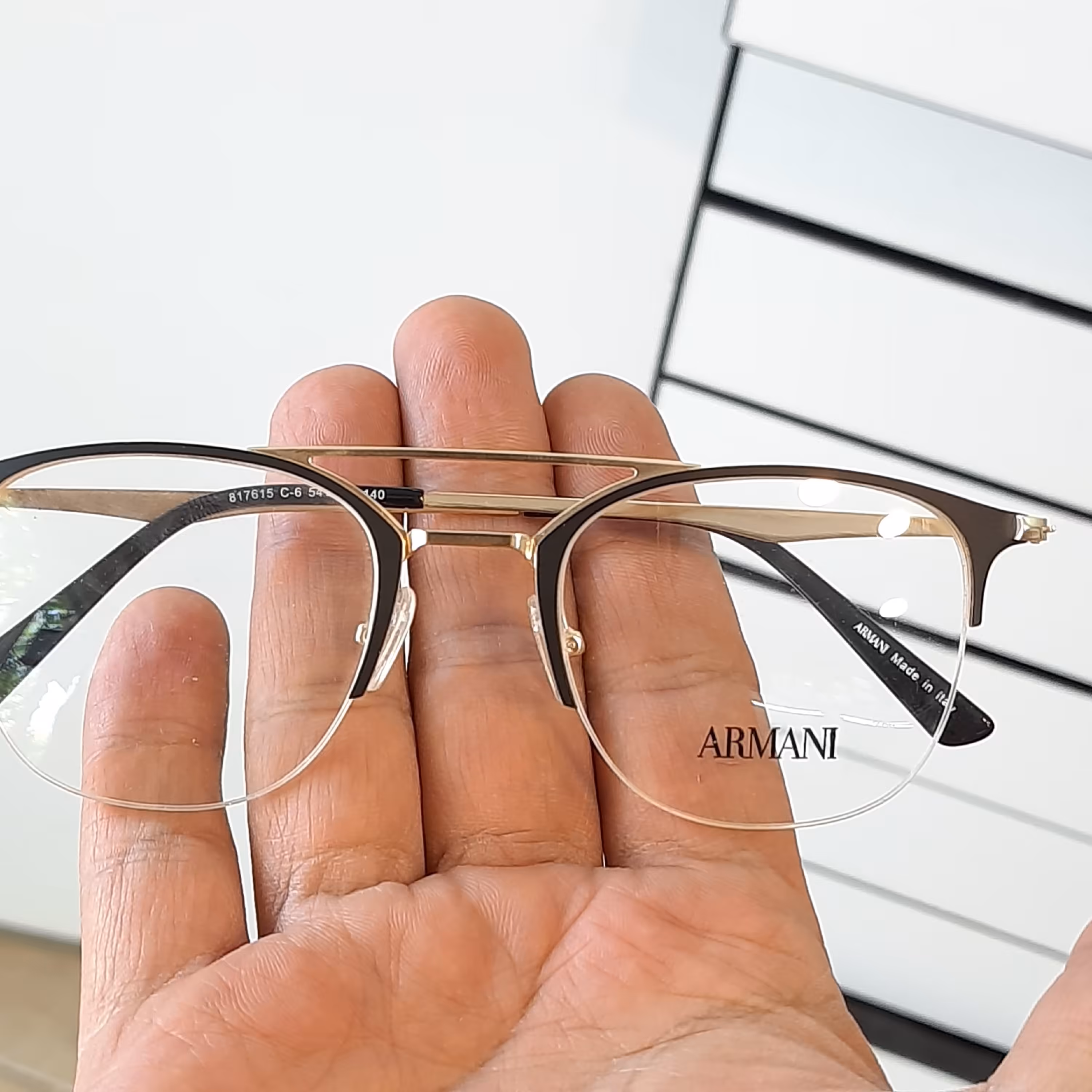 عینک  بلوکات مخصوص کار با کامپیوتر و گوشی  و سیستم 