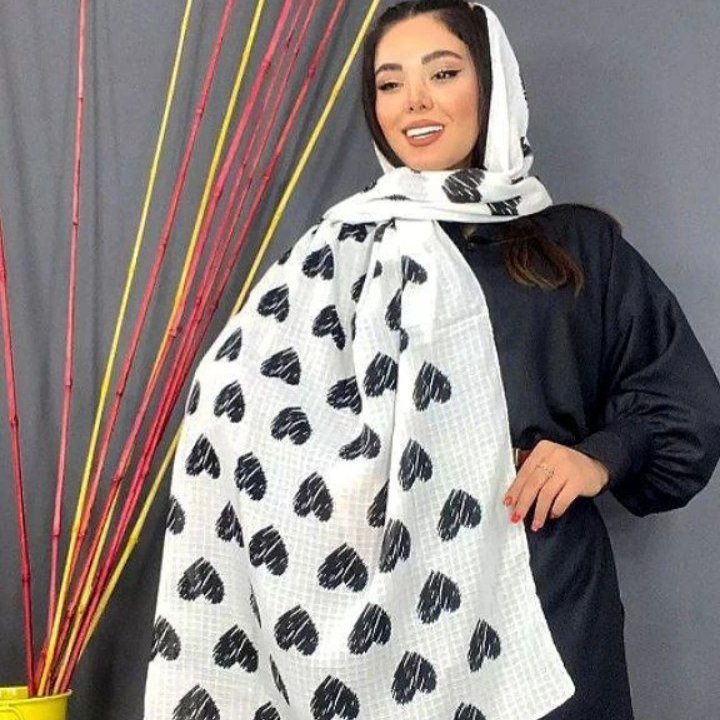 شال نخی توپی منگوله دار