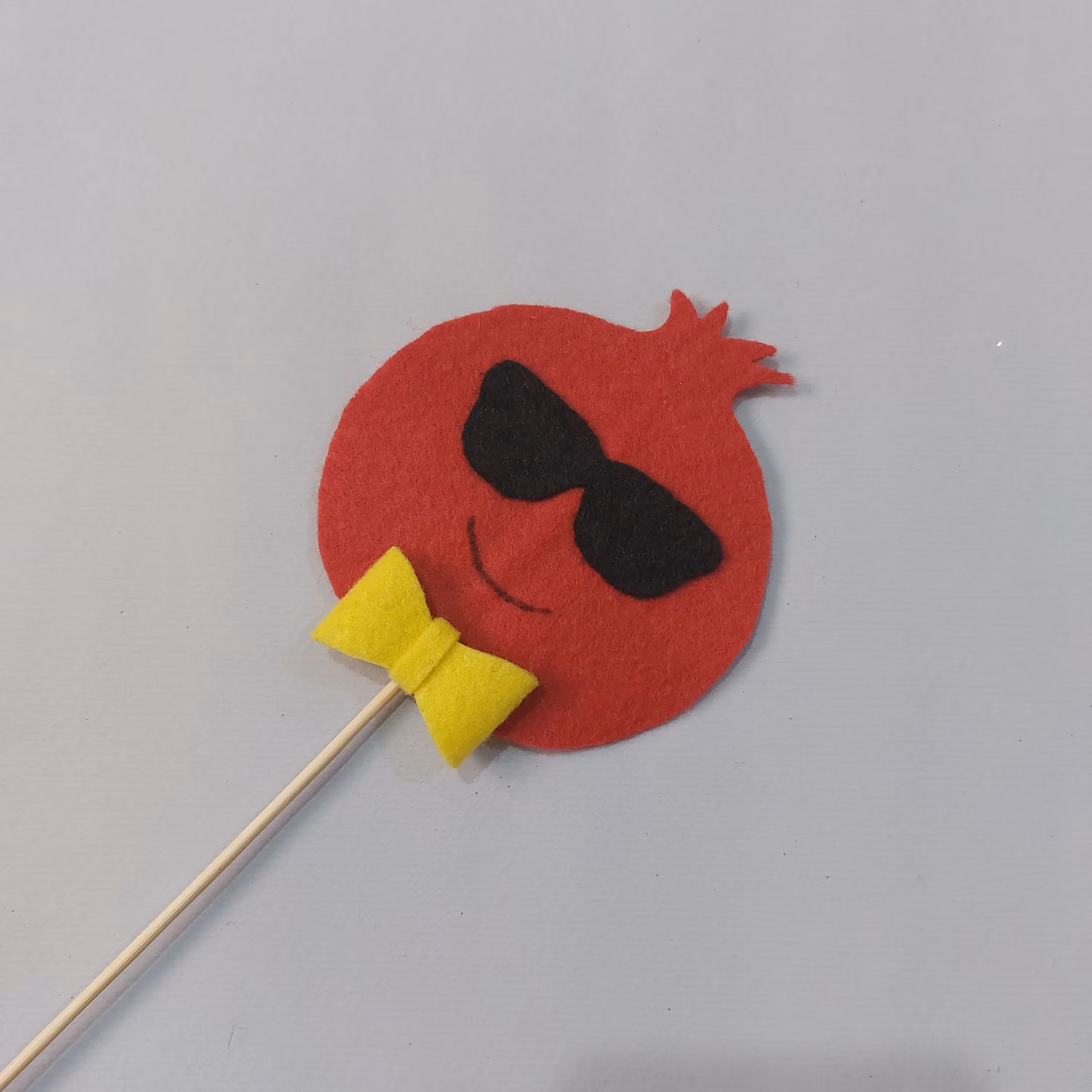 تاپر و گیفت شب یلدا طرح آقای انار خاص