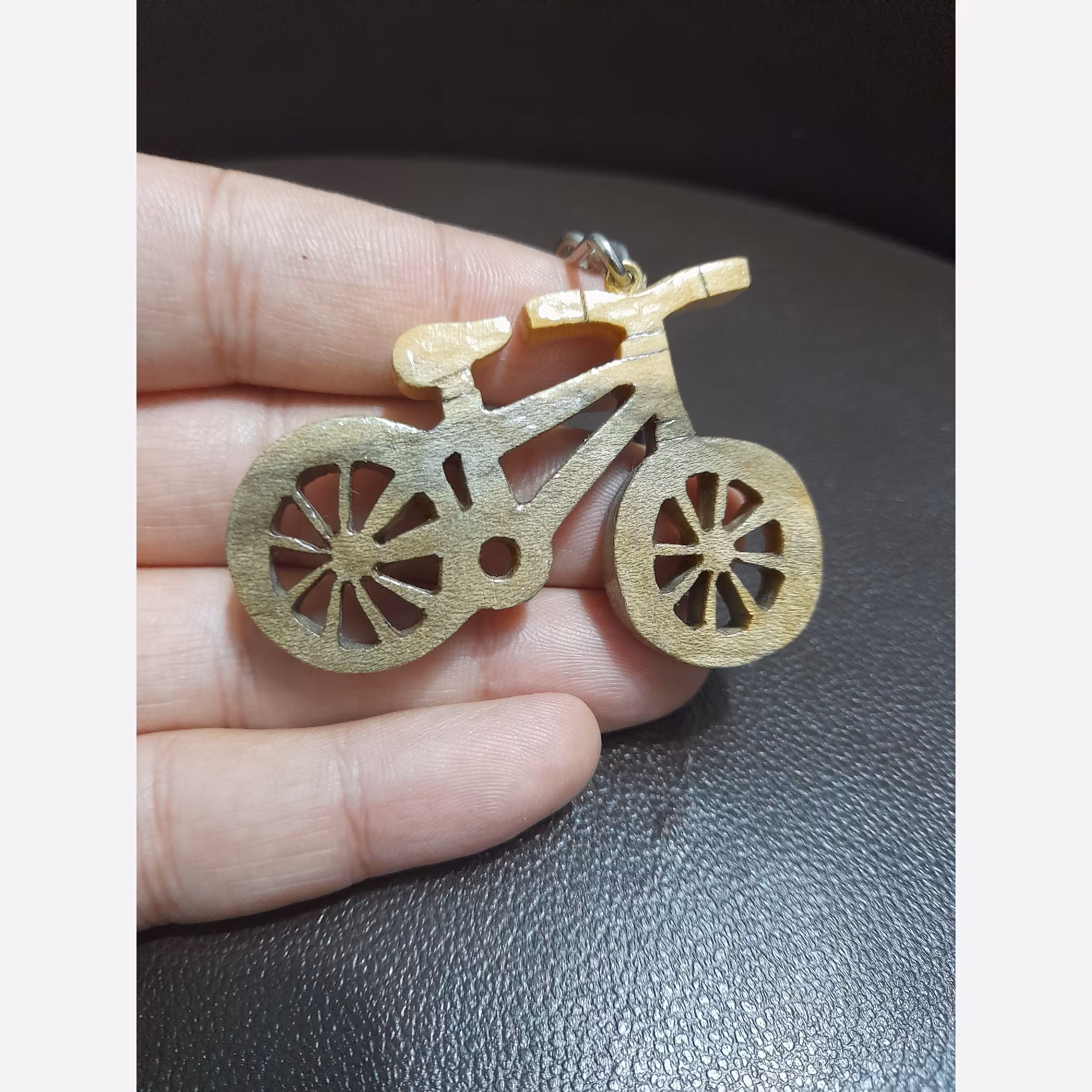 جاکلیدی جاسوئیچی طرح دوچرخه رنگ افرا       