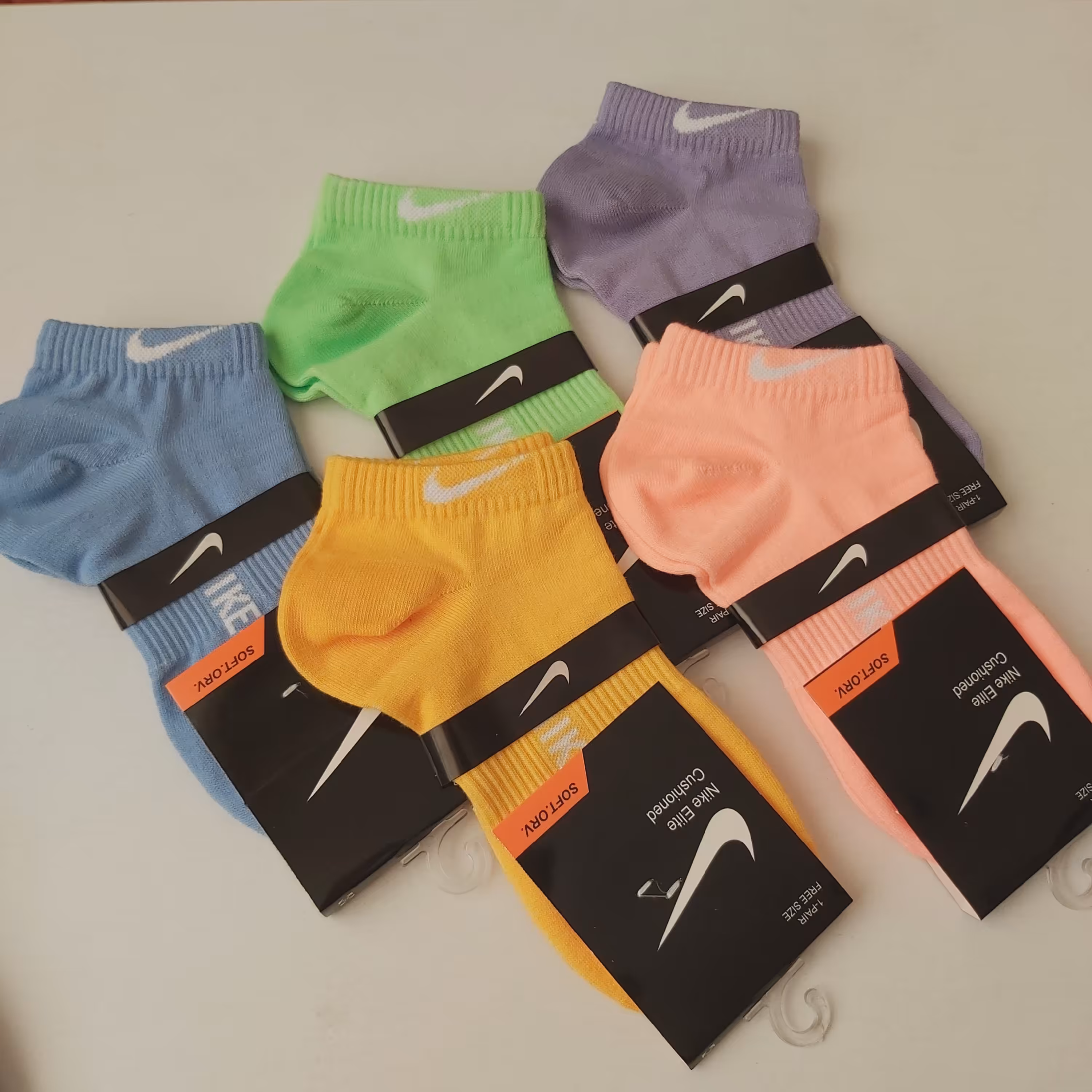 جوراب مچی نایک.رنگبندی متنوع.نخ پنبه.دارای کش رویه
