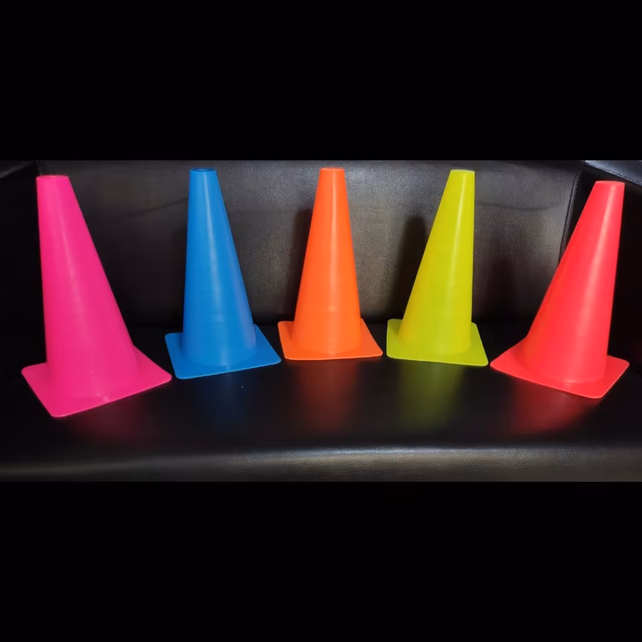 مانع تمرین 30 سانتی نرم  و قابل انعطاف بسته 10 عددی کد 61