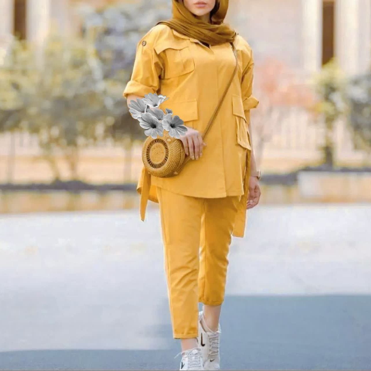 
مانتو شلوار   209،32،جنس: کرپ  مازراتی، سایزبندی: 36 تا  56،  رنگ بندی: توضیحات را بخوانید 