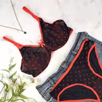 ست لباس زیر  قلبی برند ژوبین