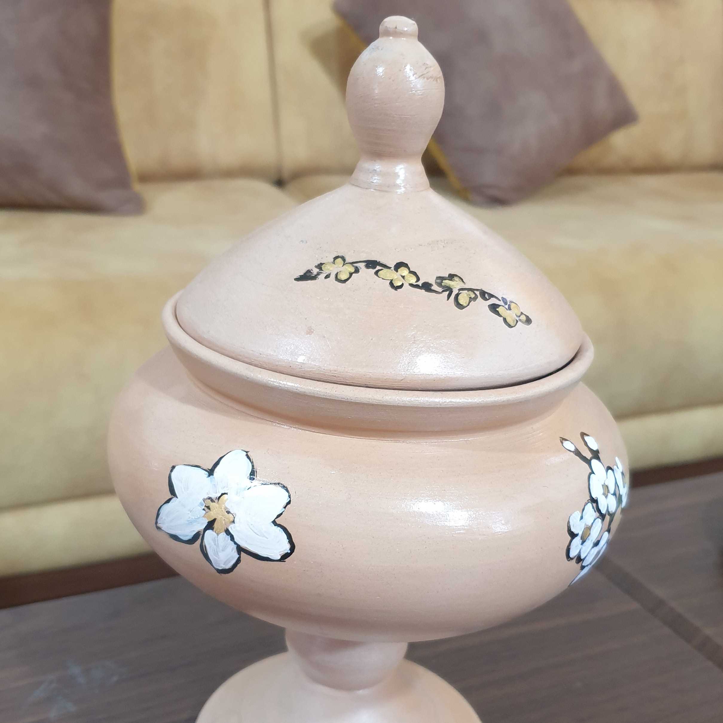 شکلات خوری سفالی