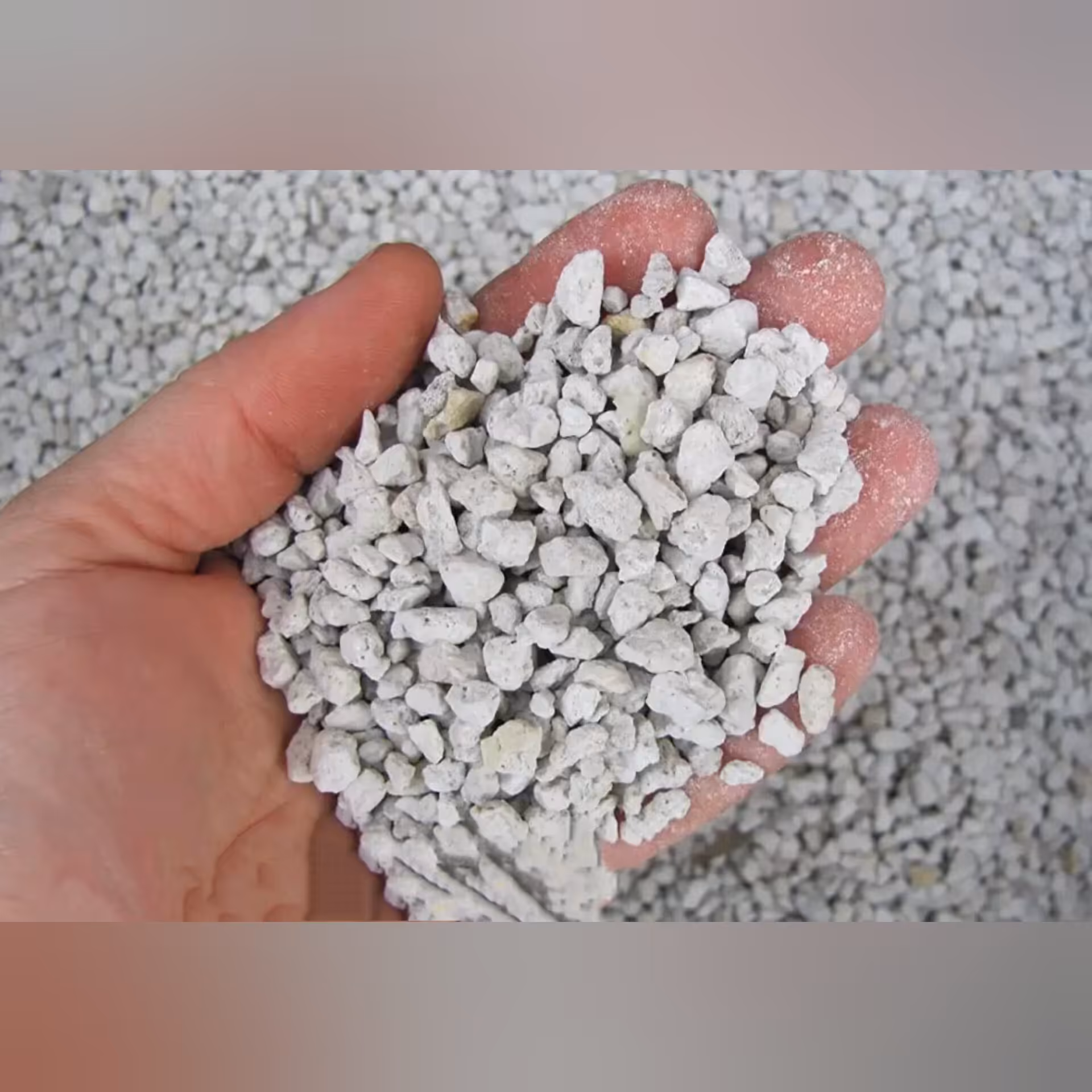 پرلیت دانه درشت بسته ی 3 لیتری 