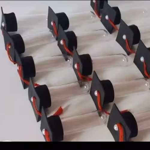 گیفت فارغ تحصیلی 