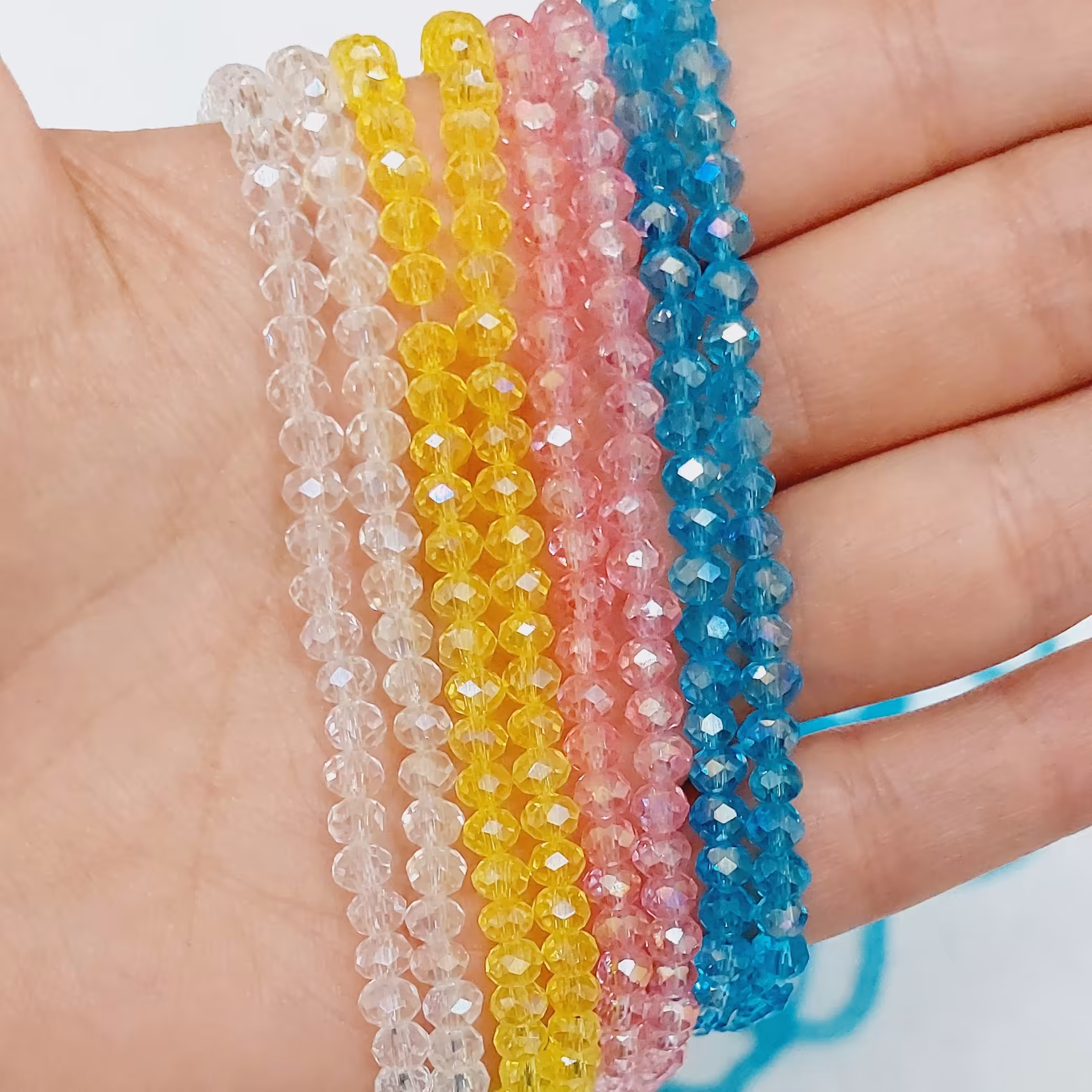 کریستال سنگی تراش دار هفت رنگ سایز4(130دونه تقریبی)