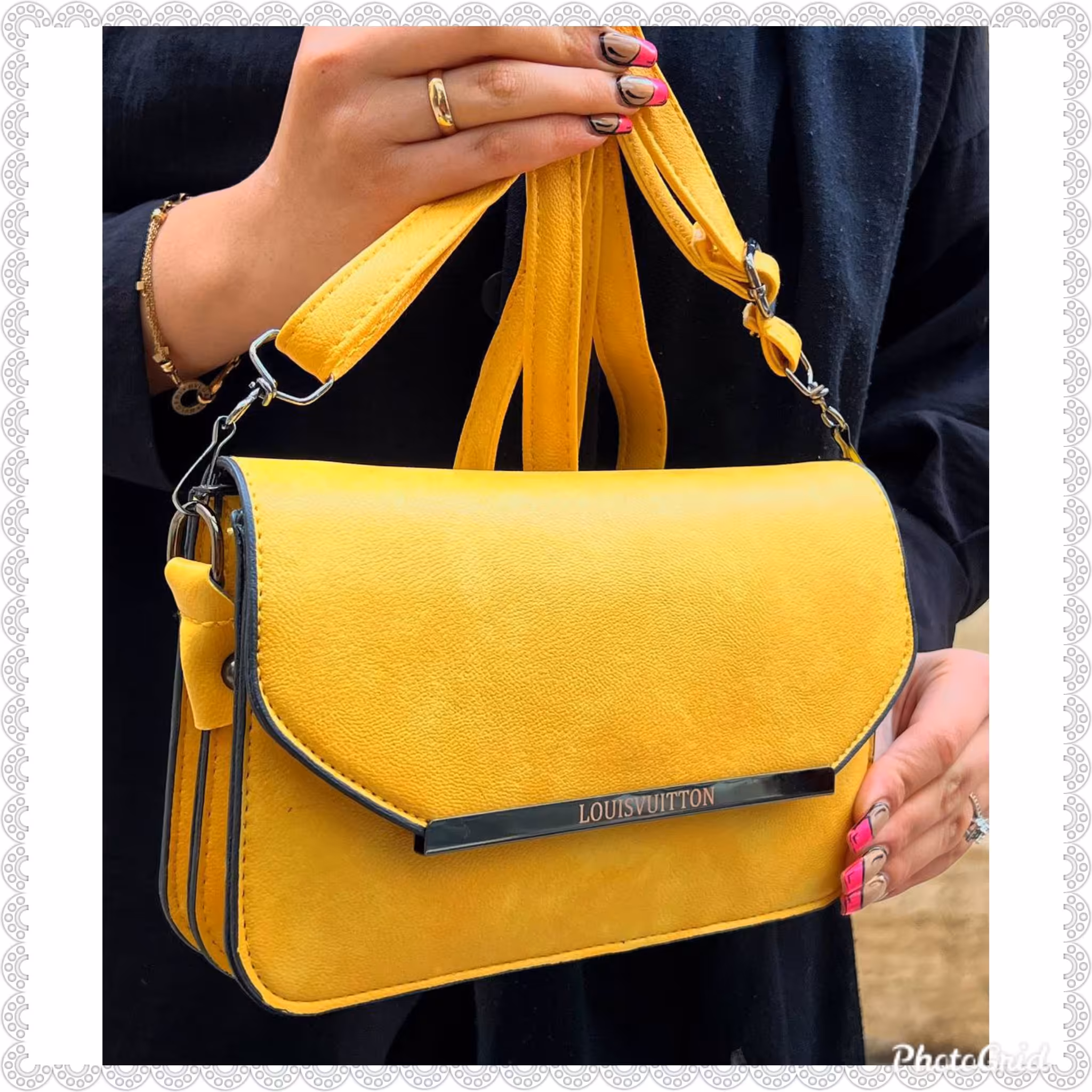 کیف پاسپورتی زنانه در دو رنگ آبی و زرد  23 در 14 سانت