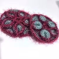 اسکاج  جفتی                طرح گل           محکم و خوش بافت 