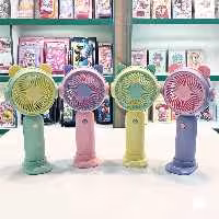 پنکه دستی پایه دار باطری خور - مینی پنکه - پنکه مسافرتی - فن دستی - مینی فن - پنکه رومیزی - پنکه باطری خور دستی  