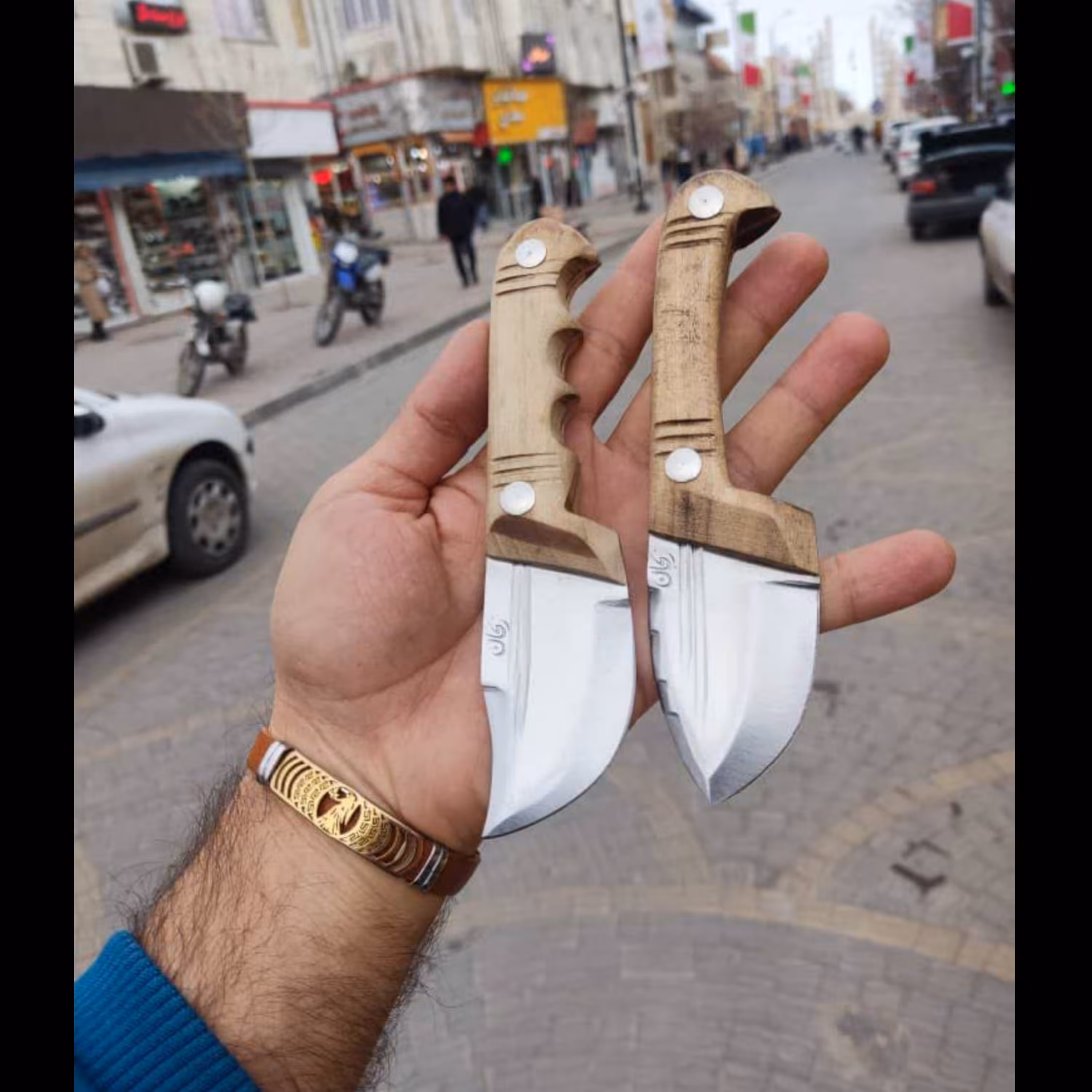 چاقو تیزی زنگانی