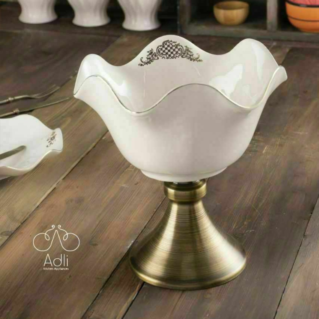 کاسه شکلات خوری آرتور پایه فلزی