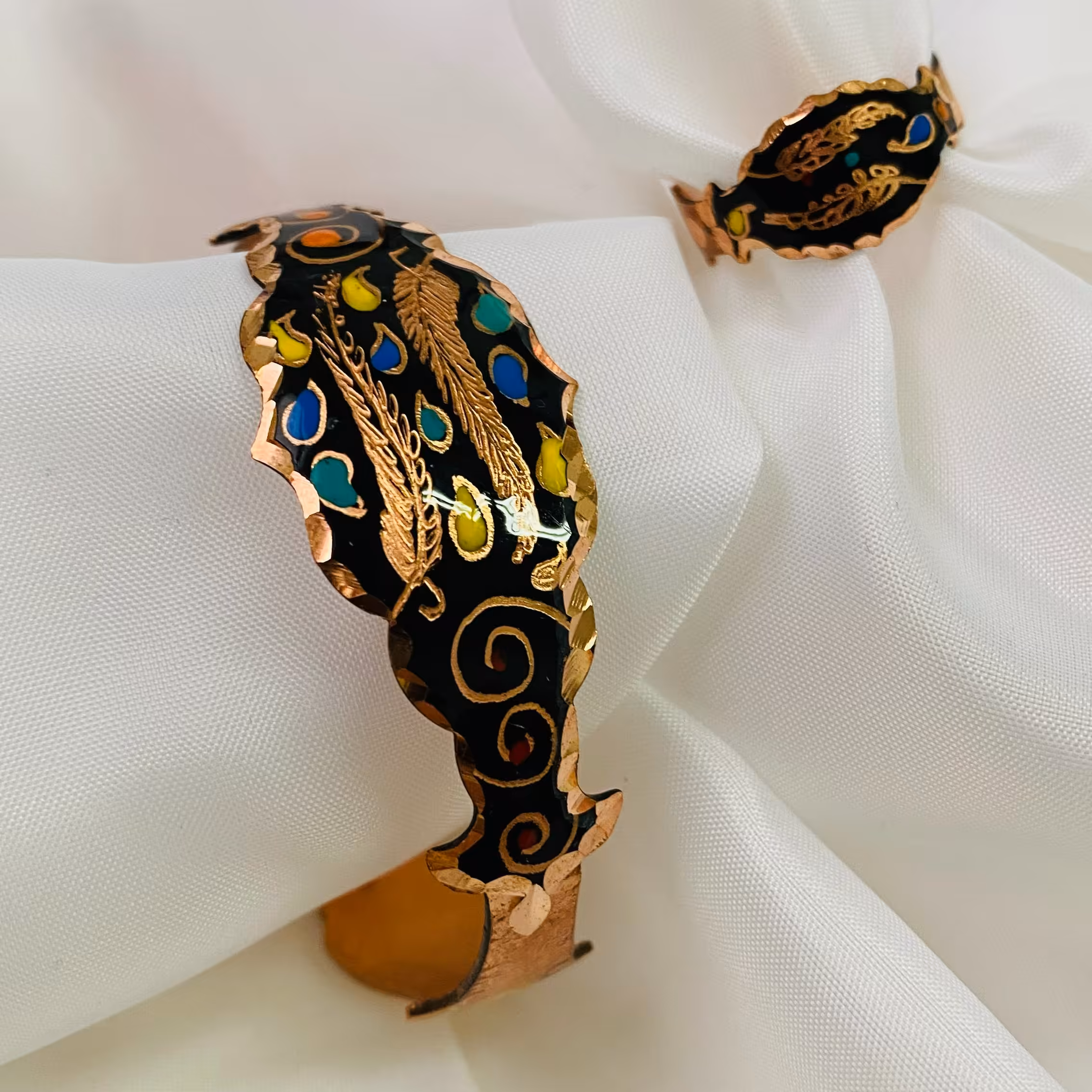 نیمست فری سایز دستبند و انگشتر فری سایز مسی مدل پر اعلا 