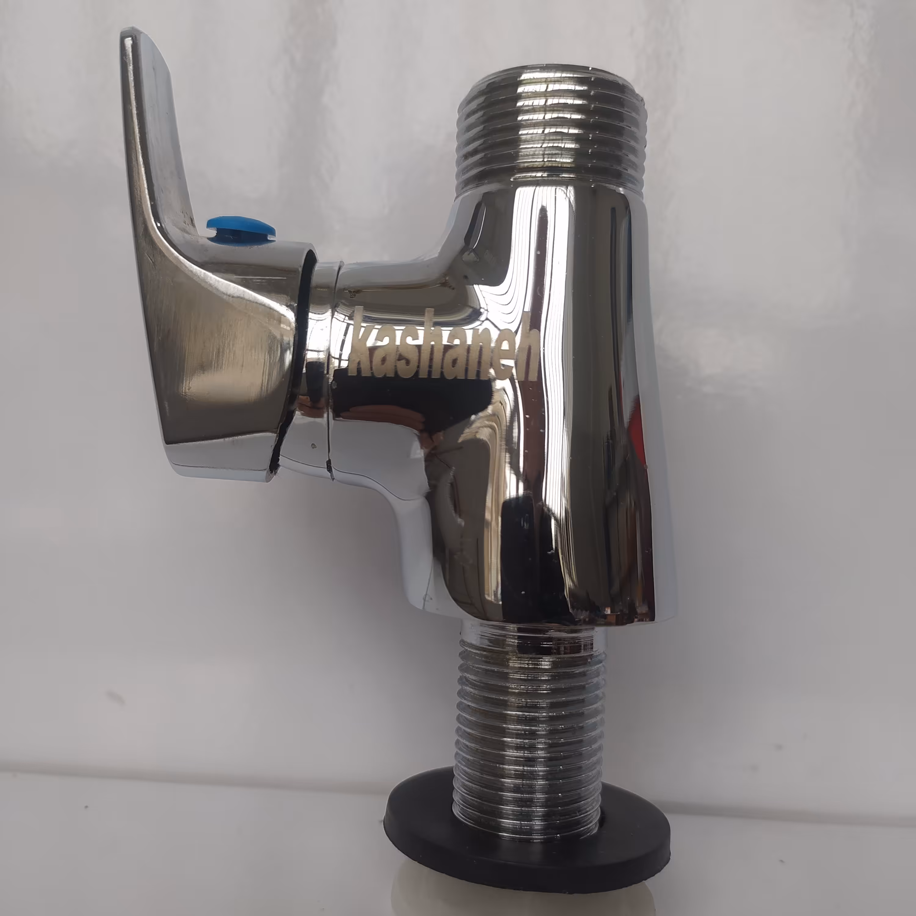 شیر تو کاسه گاشانه