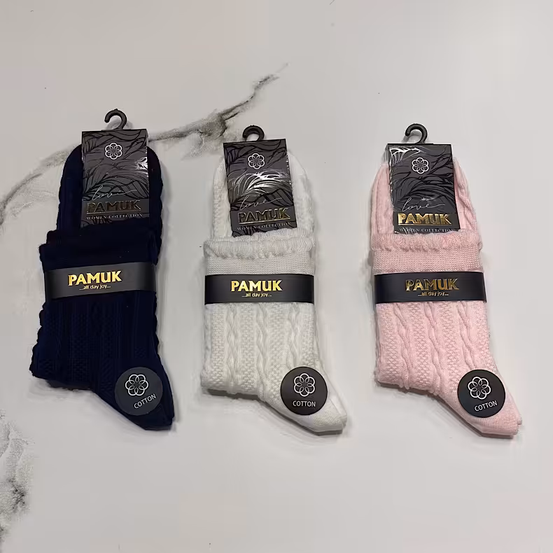 جوراب ساده-مچی و نیم ساق و ساق دار-جنس درجه یک-دارای رنگبندی