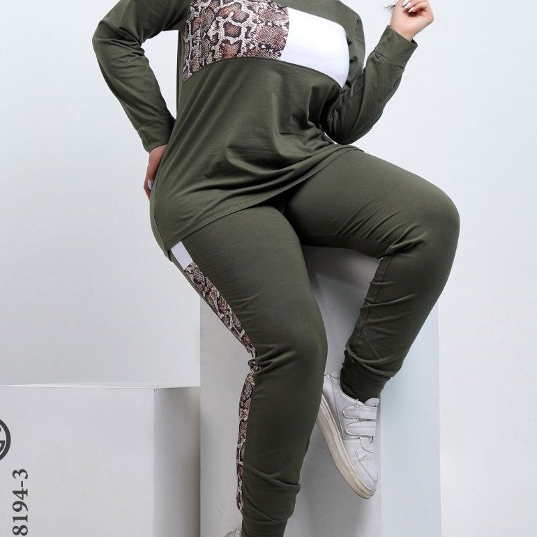 ست راحتی جنس پنبه یکرو اعلا و خرج کار طرح پوست ماری کد8194