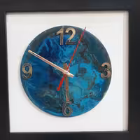 ساعت رزینی دیواری 8