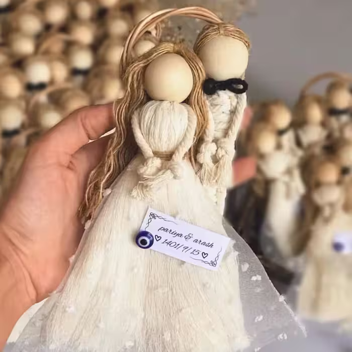 گیفت عروس و داماد مکرومه